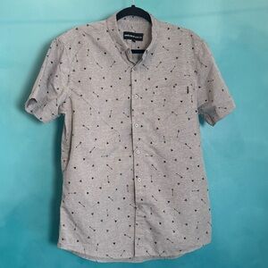 Molokai Surf Co. Gray Short-Sleeve Button-Down Shirt with Black Arrow Triangle